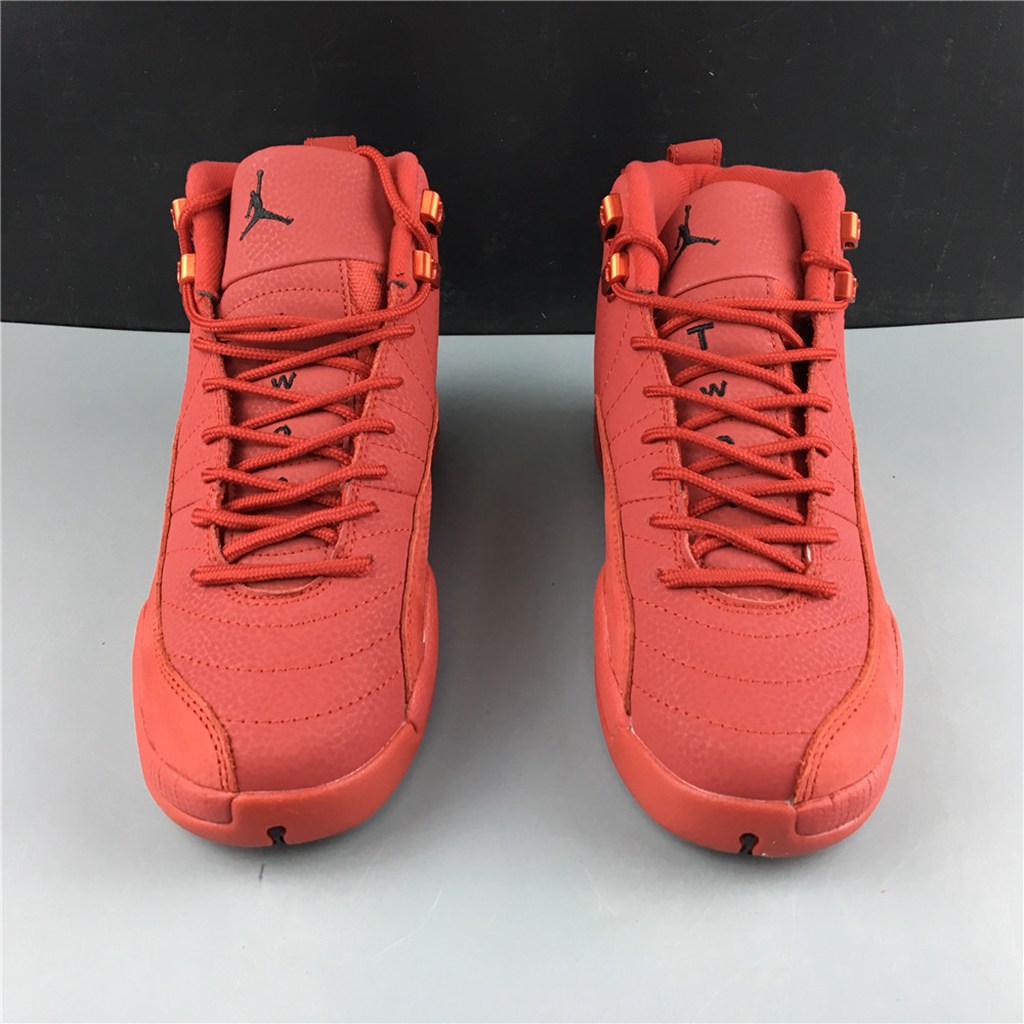 Air Jordan 12 Bulls